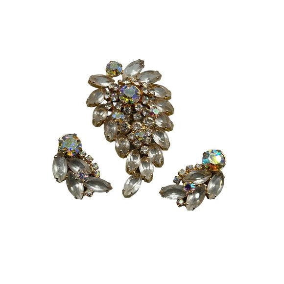 Vintage Rhinestones Brooch & Clip On Earrings Set Clear Stones AB Stones Finish - Picture 1 of 10